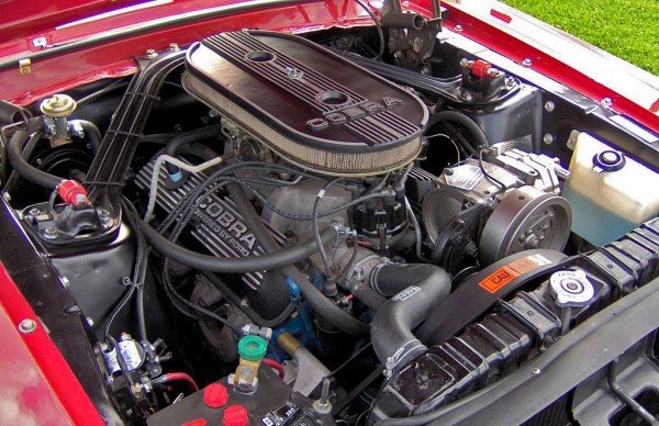 Ford 289 'K Code' engine in 1968 Mustang GT350 (© Stephen Foskett)
